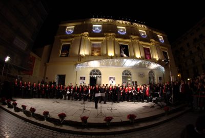 Coro Teatro Cervantes Malaga navidad